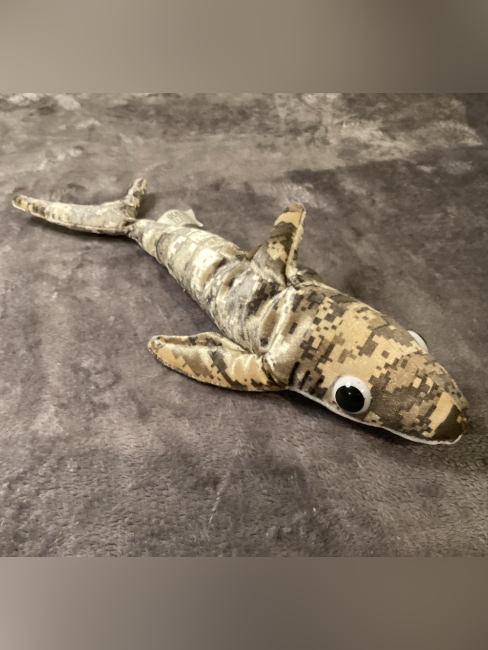Plush Camo Shark Toy - Brown/Gray Pet Fish Plush